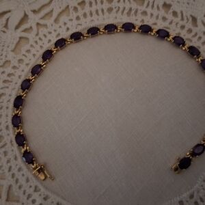 Pear Shape Amethyst Stones 14k Gold Bracelet. 10" Length